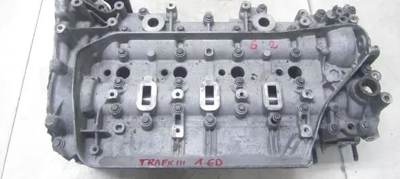 Renault Trafic III (X82) Engine head 110422959R
