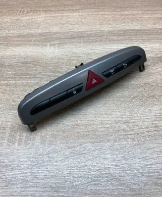 Peugeot 308 Hazard light switch 9659417477 03069060