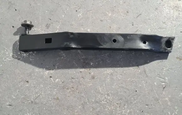 Porsche Macan (95B) Radiator support slam panel bracket 95B805527