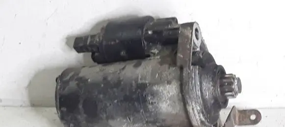 Volkswagen Golf IV Starter motor 020911023F 0001121006