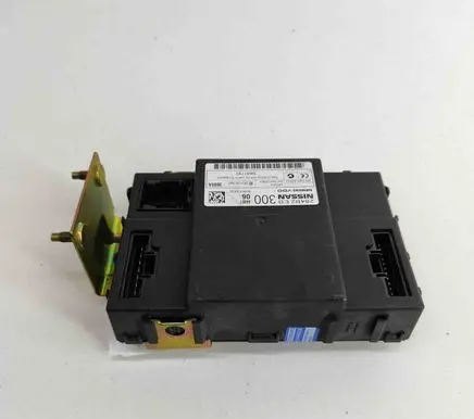 Nissan NP300 Central body control module 284B2EB300
