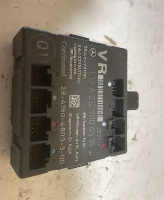 Mercedes-Benz E W212 Door control unit/module A2129006518 2129006518