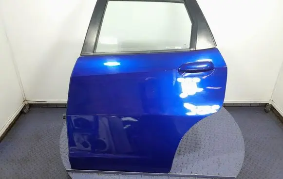 Rear door