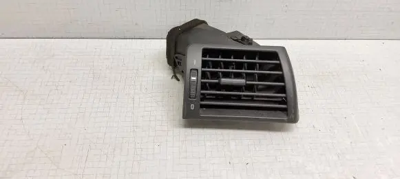 BMW 3 E46 Dash center air vent grill 64228361898 C369801