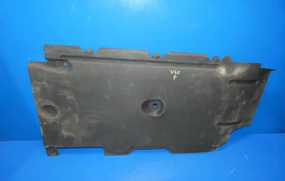 Volvo V40 Front underbody cover/under tray 