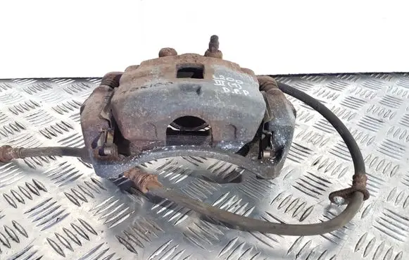 Mitsubishi L200 Front brake caliper 4605A202
