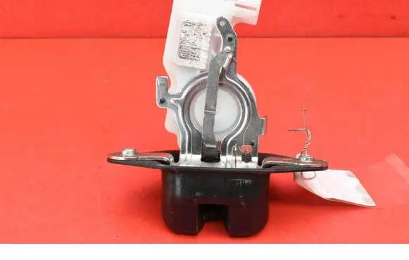 Tailgate/trunk/boot lock/catch/latch