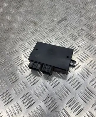 Volkswagen Touran II Tow bar trailer control unit/module 1K0907383F 3A001001 0S010154