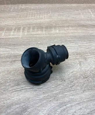 BMW X5 E70 Engine coolant pipe/hose 7799184
