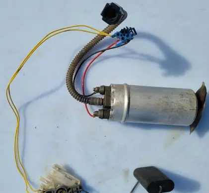 BMW X3 E83 In-tank fuel pump