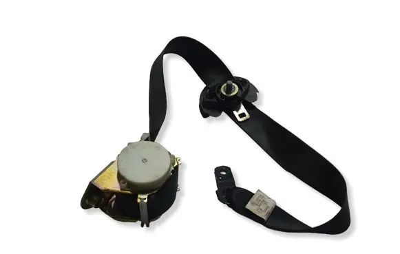 BMW X3 E83 Front seatbelt 34003070A
