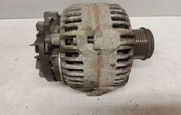 Volvo S60 Generator/alternator 8676498