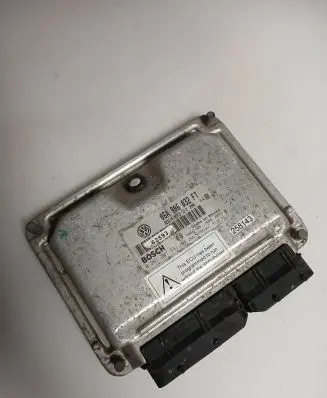 Volkswagen New Beetle Engine control unit/module 06A906032FT 62593 0261207341
