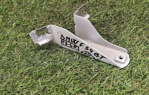 BMW 3 GT F34 Fender mounting bracket 7293724 41357293724