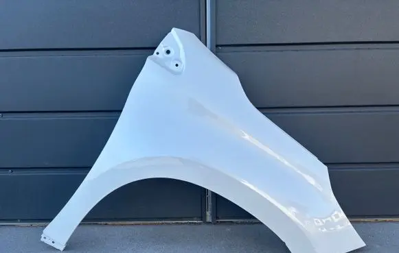 Peugeot 2008 I Fender