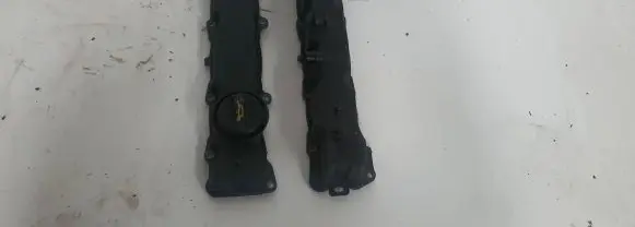 Peugeot 206 Rocker cam cover 