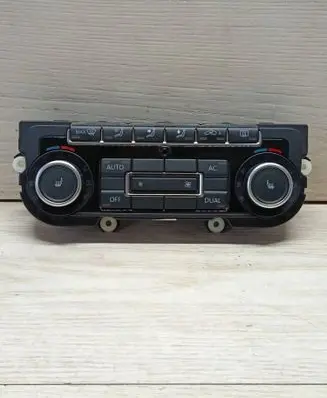 Volkswagen Golf VI Climate control unit 5K0907044ES 5HB00974661