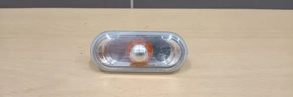 Volkswagen Caddy Front fender indicator light 2K0949117A 0215655 24CW5W