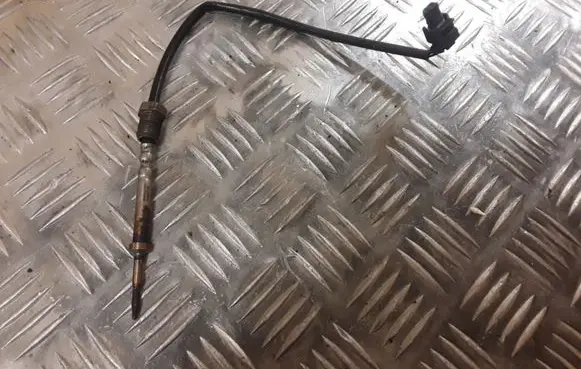 BMW 3 F30 F35 F31 Exhaust gas temperature sensor 8509963 012656002780
