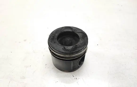 BMW X3 E83 Piston 0840C