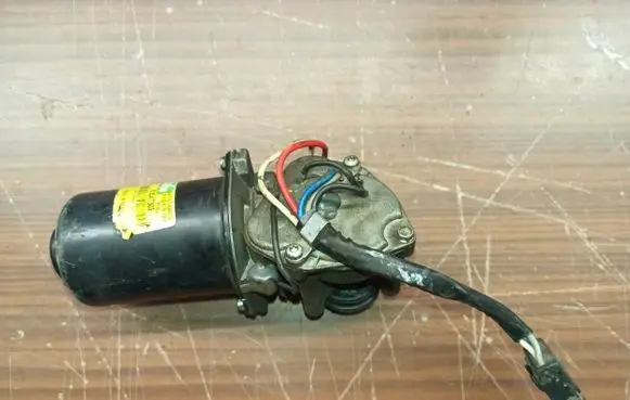 Peugeot Expert Wiper motor 53547302