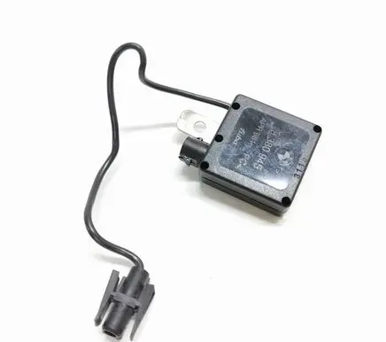 BMW X5 E53 Antenna control unit 16268419 8380945