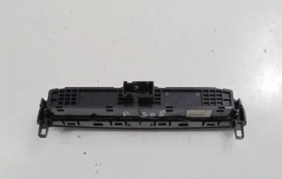 Peugeot 308 Hazard light switch 9659215177