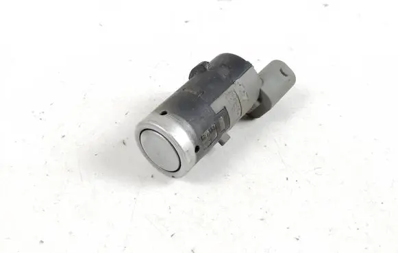 BMW 5 E60 E61 Parking PDC sensor 6989082