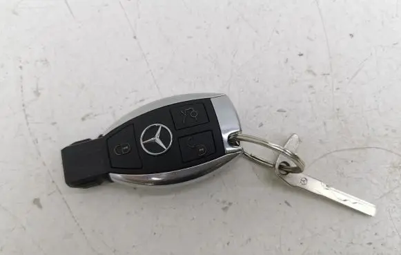 Mercedes-Benz ML W164 Ignition key/card 