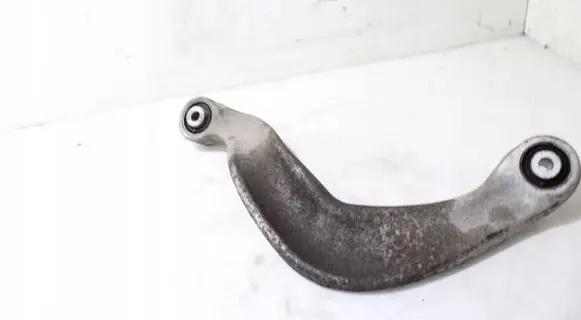 Rear control arm