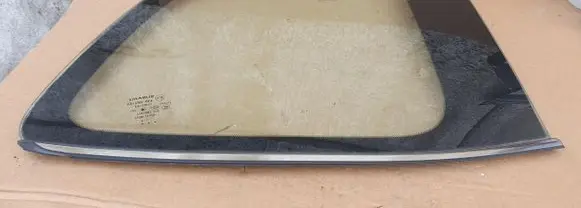 Subaru Forester SJ Rear side window 