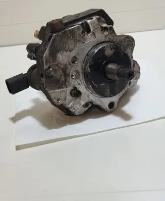 BMW 3 E46 Fuel injection high pressure pump 0445010045 7788670 3013238