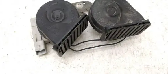 Renault Latitude (L70) Horn signal A046522 0058100 0057939