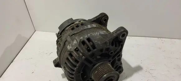 Renault Laguna II Generator/alternator 8200251006 14V150A 0124525076