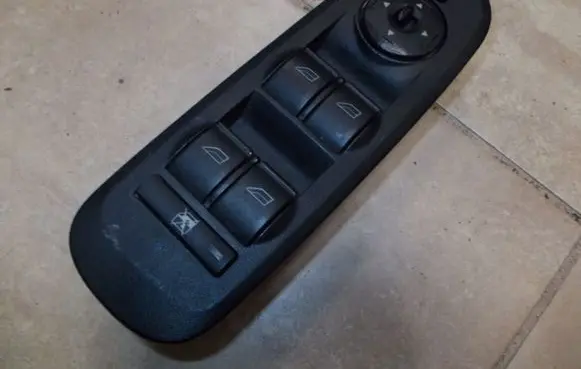 Ford Galaxy Electric window control switch