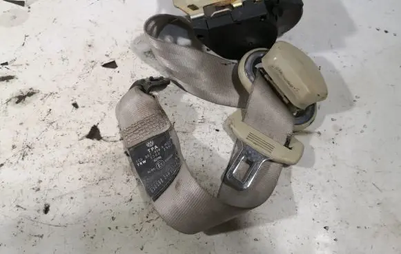 Volkswagen New Beetle Rear seatbelt 1C0857806A 1J0857731