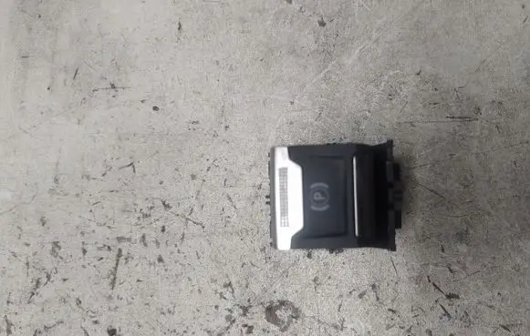 Peugeot 2008 II Hand parking brake switch 9810593577