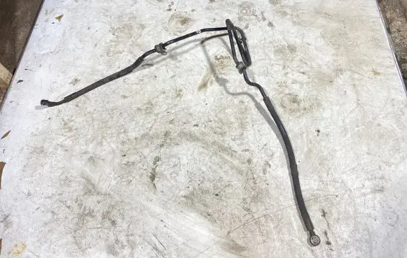 Volkswagen Golf IV Power steering hose/pipe/line