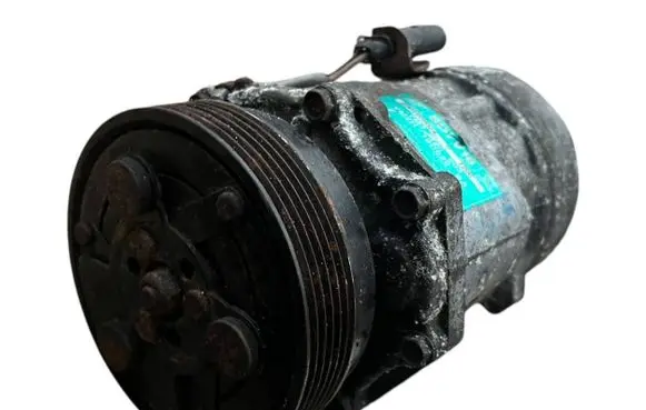 Volkswagen Golf IV Air conditioning (A/C) compressor (pump) 7M3820803 2901208024 YM2H19D629BA