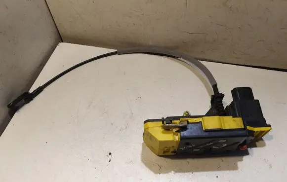 Volvo XC70 Rear door lock