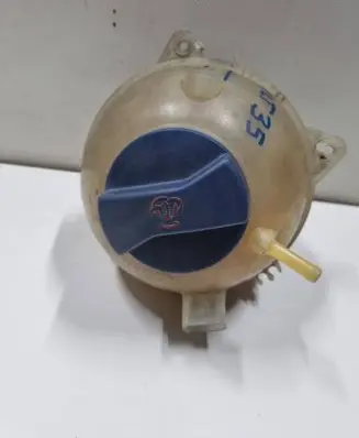 Volkswagen II LT Coolant expansion tank/reservoir 1J0121407
