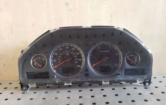 Volvo XC90 Speedometer (instrument cluster) 30746111 8602891 69594850T