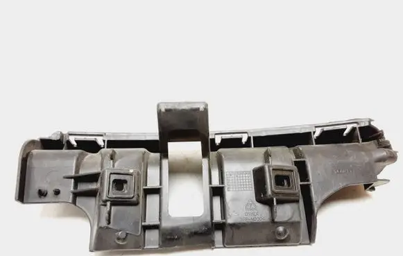 Volvo C30 Rear bumper mounting bracket 31323158