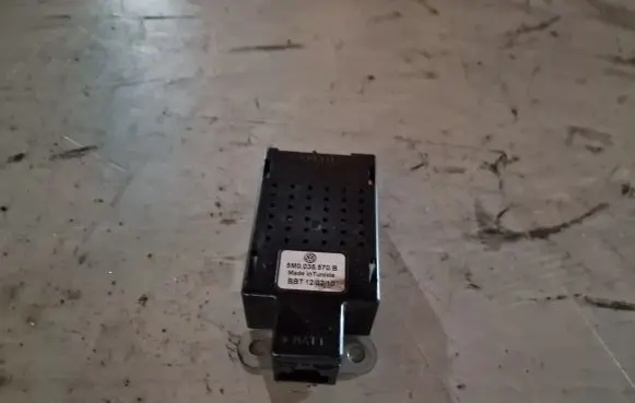 Volkswagen Golf VI Other control units/modules 5M003570B
