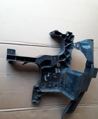 Renault Scenic II - Grand scenic II Front bumper mounting bracket 8200137496