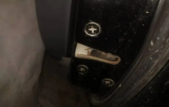 Mazda 6 Front door lock