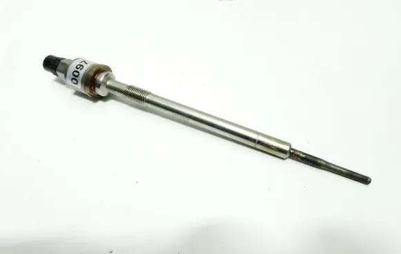 Opel Astra J Glow plug E2529010907