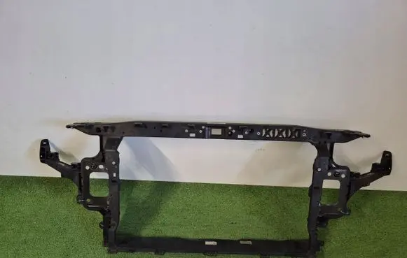 Hyundai i30 Radiator support slam panel 64105-G4120