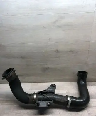 Intercooler hose/pipe