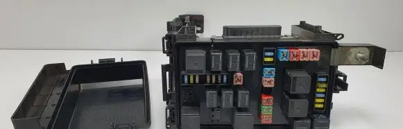 Chrysler 300 - 300C Fuse box set P04692233AD
